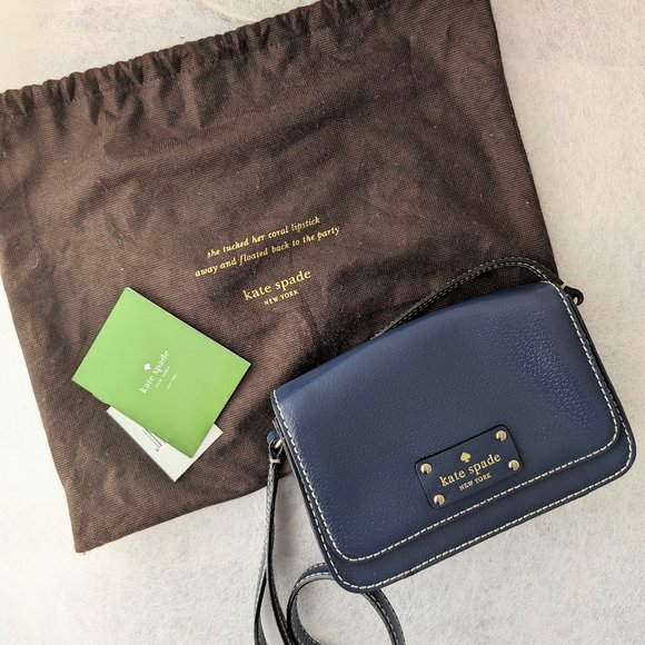 Kate Spade Wellesley Small Fynn Crossbody Bag WKRU1527 - Picture 1 of 8